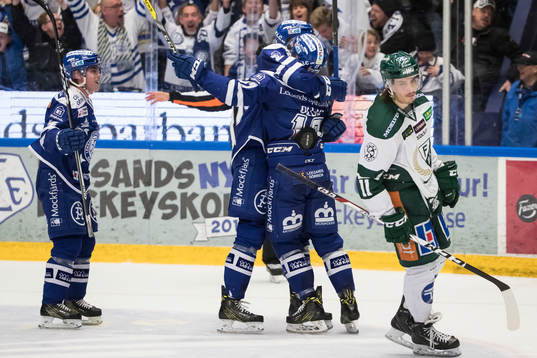 Leksands Jesper Ollas jublar