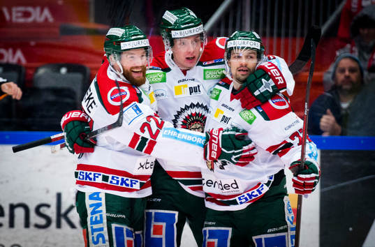 Frölundas John Nyberg gör 1-2 och jublar med Robin Figren