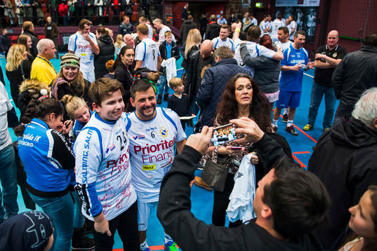Bläddra bland fler bilder av Handboll, Jubileumsmatch, Redbergslid Allstars - Göteborgsallia