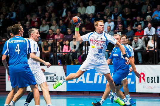 Redbergslid Allstars Anders Franzén skjuter