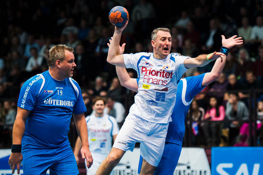 Göteborgsalliansens Fredrik Larsson ser Redbergslid
