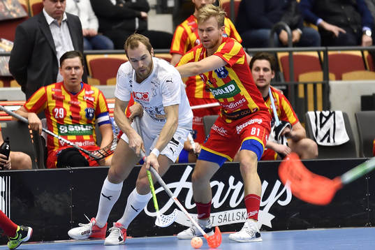 Helsingborgs Jami Manninen och Mullsjös Isaac Rosén