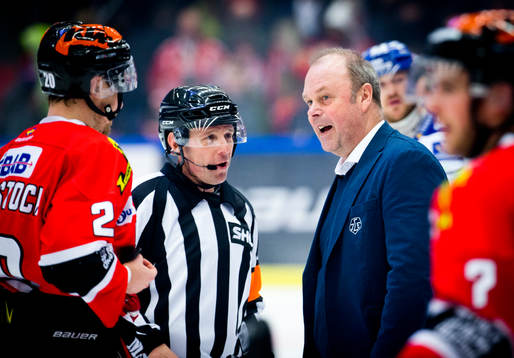 Domare Wolmer Edqvist och Leksands tränare Per-Erik