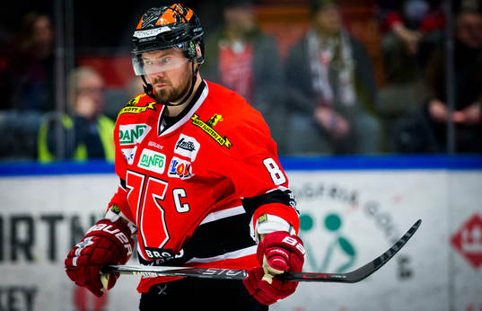 Örebros Nicklas Grossmann deppar