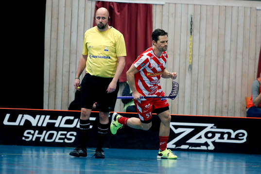 Pixbos Daniel Calebsson jublar