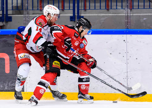 Väsbys Rasmus Sörgardt och Piteås Magnus Isaksson