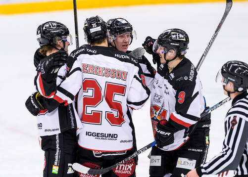 Hudiksvalls Martin Naenfeldt jublar