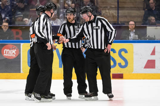 Domare Andreas Harnebring och Domare Johan Gossas och