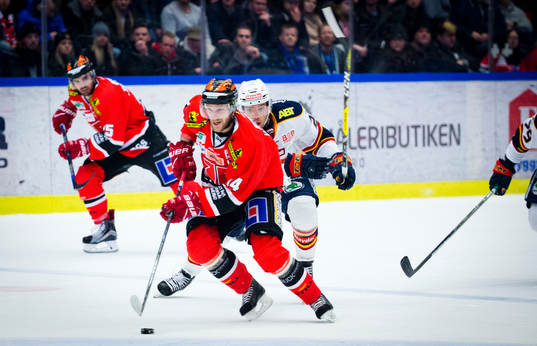 Örebros Tom Wandell och Djurgårdens Matt Anderson