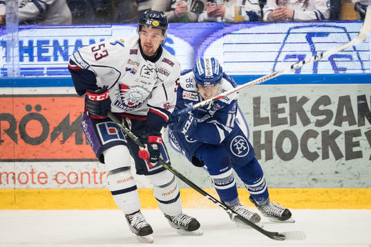 Leksands Martin Karlsson och Linköpings Eddie Larsson i