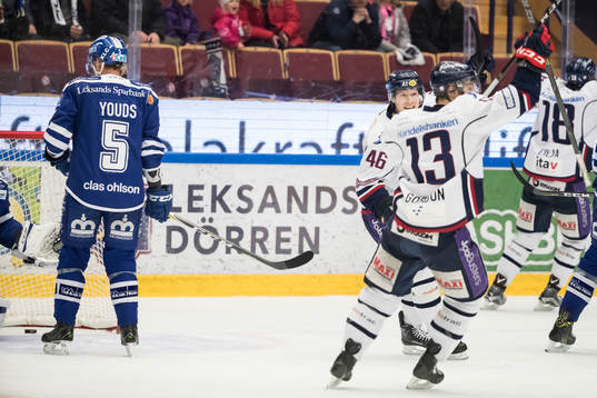 Linköpings Andrew Gordon och Mathis Olimb jublar