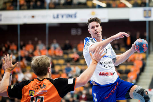 Ystads Kim Andersson laddar för ett skott