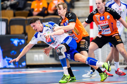 Kristianstads Richard Hanisch drar Ystads Kim Andersson