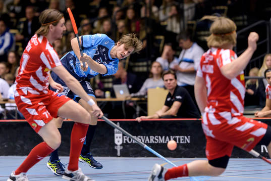 Warbergs Robin Westergren gör 3-3