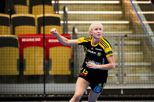 Sävehofs Elin Hallagård jublar