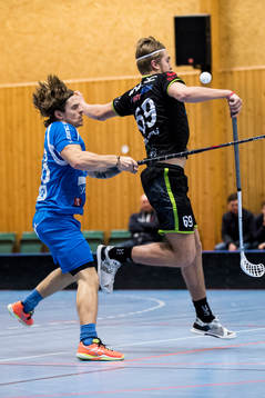 Munka Ljungbys Oliver Uhrberg i ryggen på Åstorp
