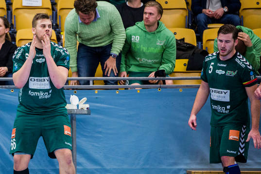 Helsingborgs Linus Nileskog (v) deppar