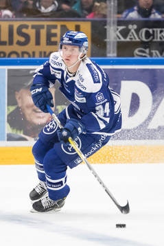 Leksands Olle Alsing i ishockeymatchen i SHL mellan Leksand
