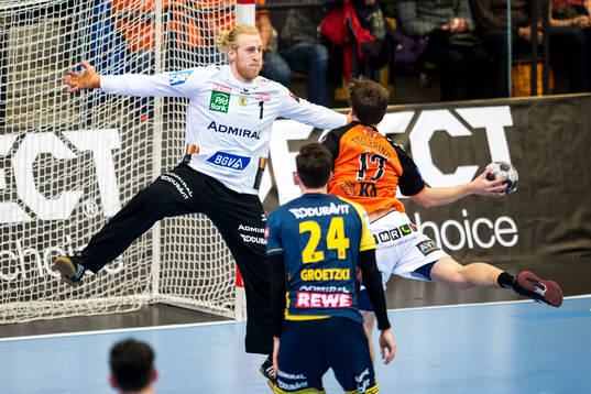 Kristianstads Jerry Tollbring gör mål på Rhein Neckar