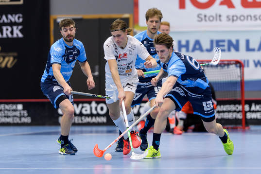 Mullsjös Joel Ingesson och Warbergs Daniel Nordlund
