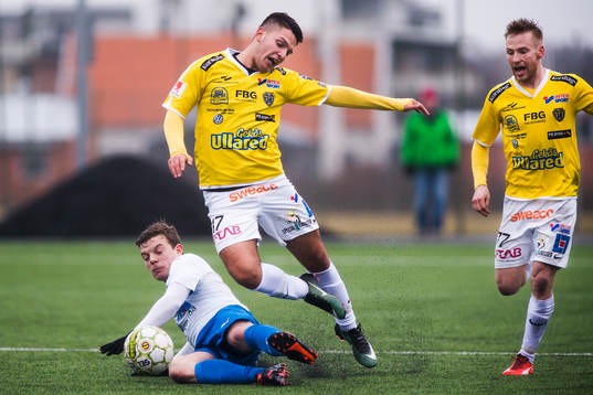 Bläddra bland fler bilder av Fotboll, Svenska Cupen, Falkenberg - Värnamo