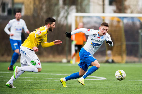 Falkenbergs Tibor Joza och Värnamos Petar Petrovic