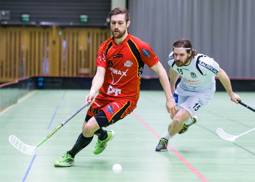 Wibaxs Erik Wuopio med bollen
