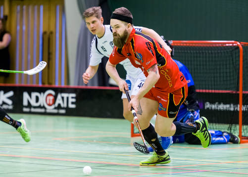 Wibaxs Jonas Strandelin med bollen