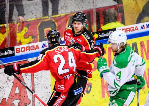 Luleås Ilari Melart (h) jublar