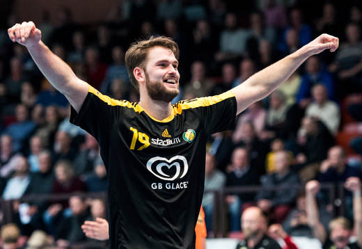 Sävehofs Niclas Fingren jublar