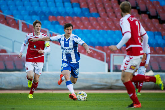 Kalmars Rasmus Elm och IFK Göteborgs Mads Winther Albaek