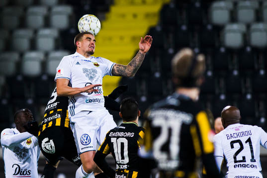 Östersunds Douglas Bergqvist nickar