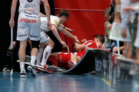 under kvartsfinal 2 i SM-slutspelet i Innebandy mellan