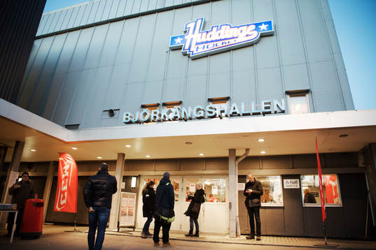 Exteriör av Björkängshallen