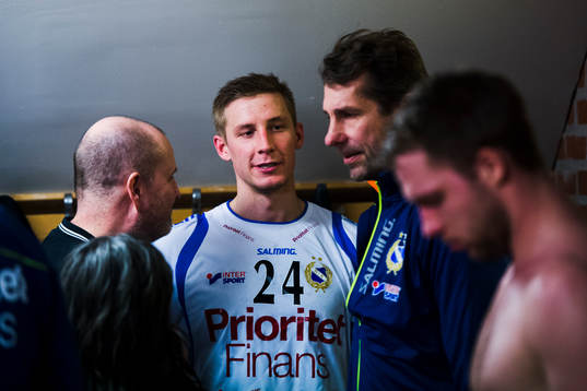 Redbergslids Linus Arnesson med assisterande tränare