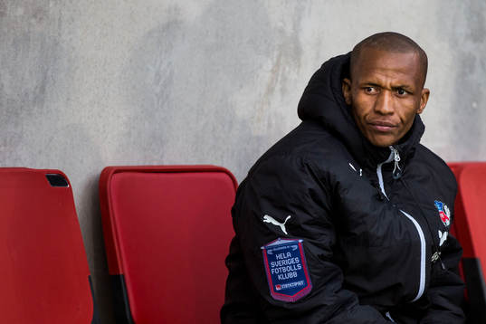 Helsingborgs Bradley Surprise Ralani på bänken