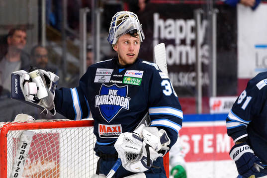 Karlskogas målvakt Emil Kruse