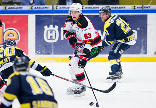 Malmö Redhawks Fredrik Händemark med pucken
