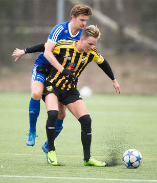 IFK Hässleholms  Danny Gunnarsson i matchen i division 2