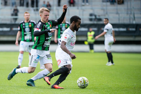 GAIS Johan Svahn och Dalkurds Ammar Ahmed