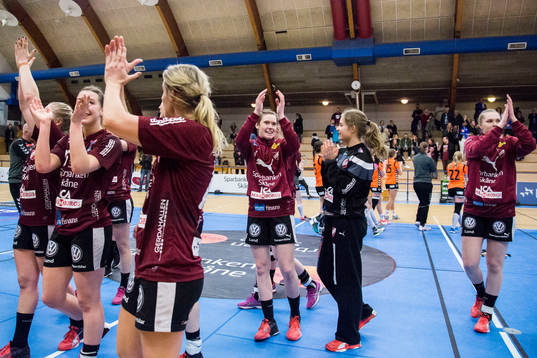 Lugis spelare jublar