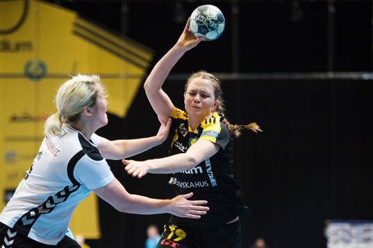 Heids Mika Krohn och Sävehofs Olivia Mellegård