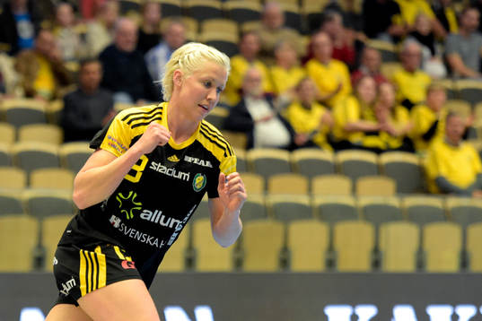 Sävehofs Elin Hallagård jublar