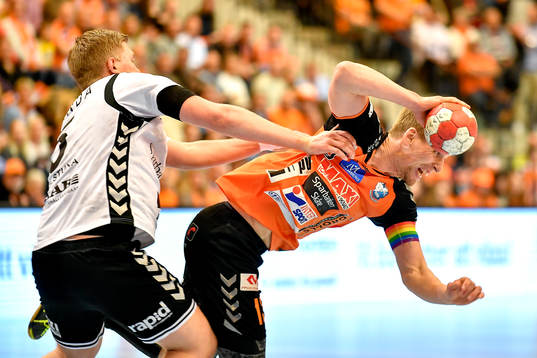 Guifs Markus Sjöbrink och Kristianstads Olafur Gudmundsson