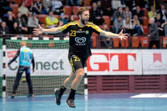 Sävehofs Viktor Ottosson jublar