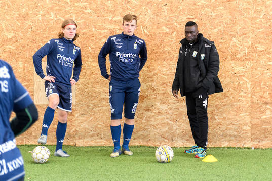 Frankie Boakye, assisterande tränare för IFK Göteborgs