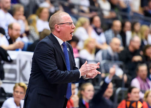 Luleås Head coach David Visscher jagar på sitt lag