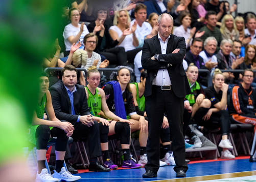 s Coach Mikael Blomqvist deppar