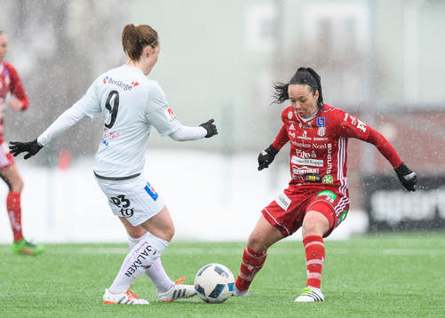 Kvarnsvedens Elin Danielsson och Piteås June Pedersen