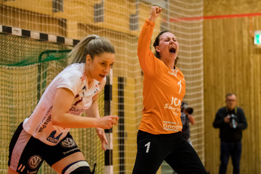 H65 Höörs målvakt Jannike Wiberg jublar